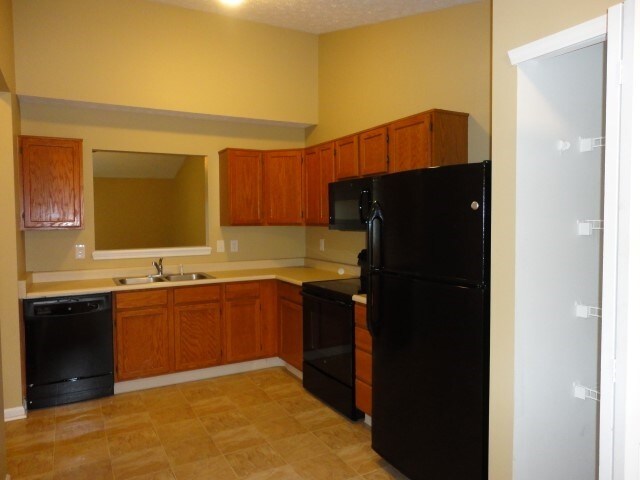 Building Photo - 5051 Rocky Mountain Dr