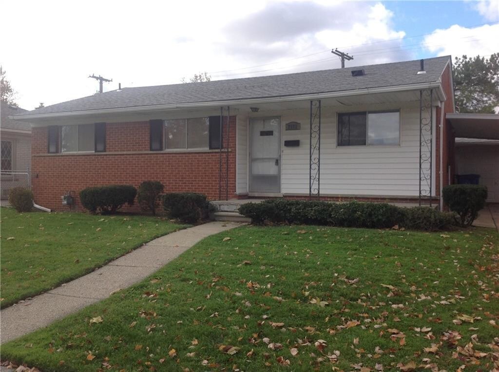 Foto principal - 7071 N Charlesworth St