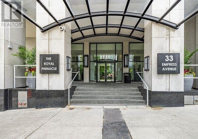 Building Photo - 33 Empress Ave