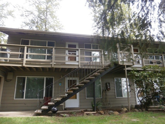 Primary Photo - 1640 N Minor Rd