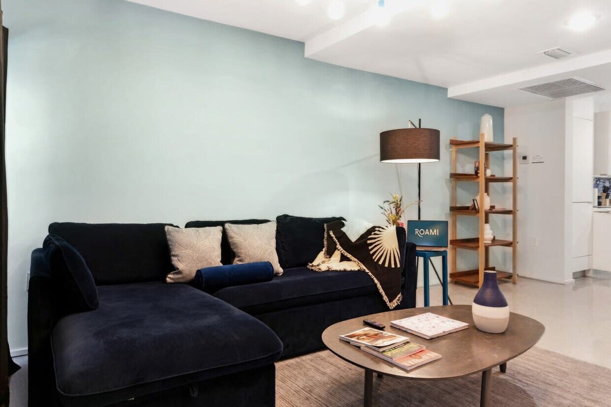Foto principal - 250 Collins Ave