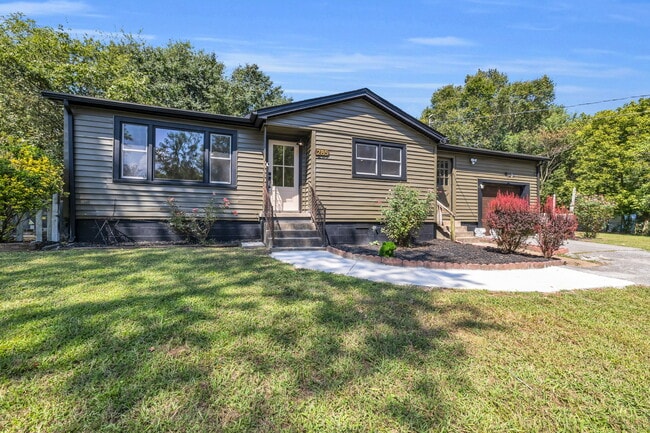 Building Photo - 285 Dixie Dr
