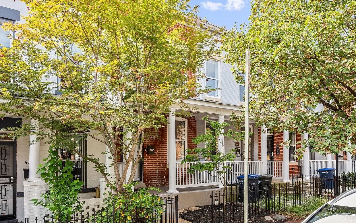 Photo - 424 Oakdale Pl NW (Washington, DC)