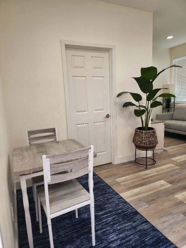 Foto del edificio - 6514 N Caleb Ln