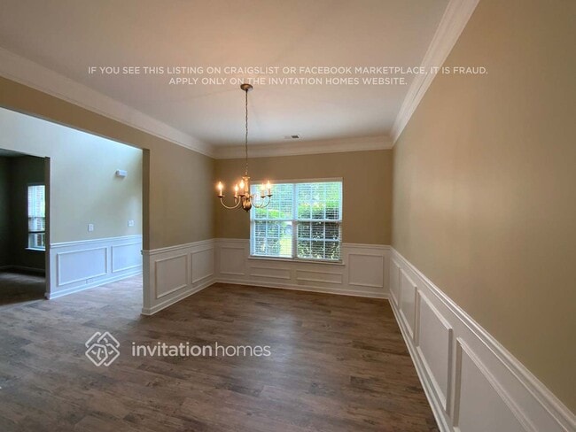 Building Photo - 4968 Locherby Dr