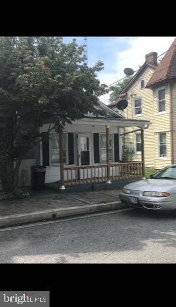 Primary Photo - 125 Church St