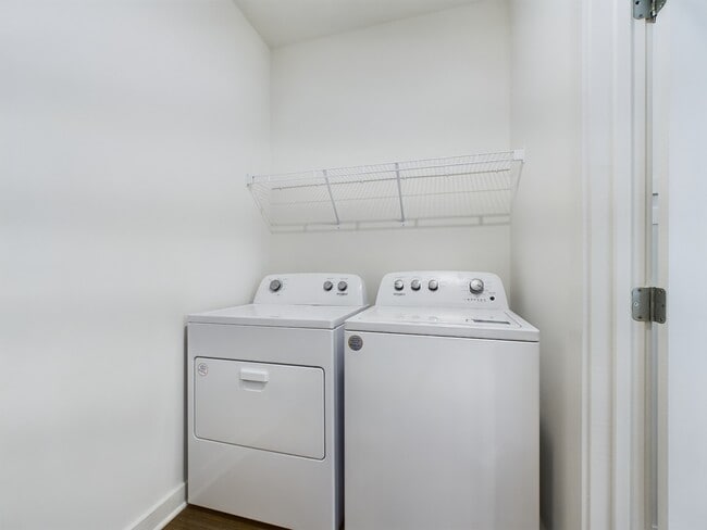 Laundry Room - Aurora St. Leon Apartments