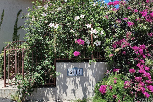 Foto del edificio - 5117 E Glen Arran Ln