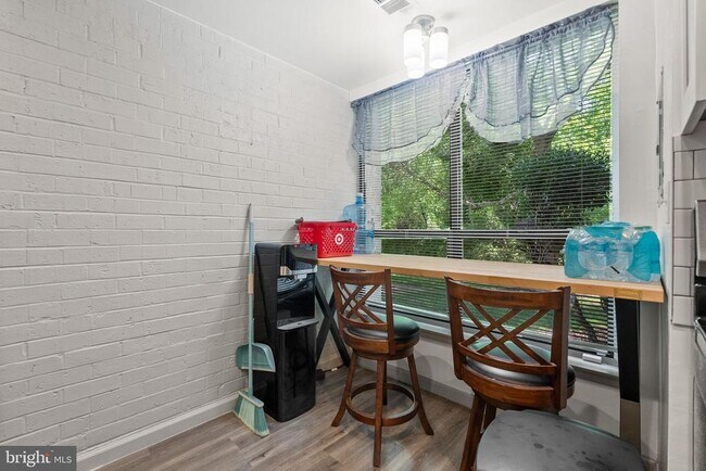 Foto del edificio - 3352 Huntley Sq Dr