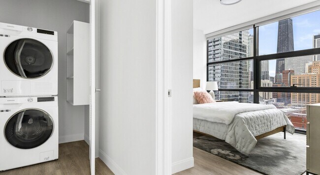 Foto del edificio - 749 N Wells St