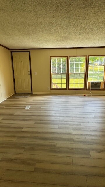 Foto principal - 2985 Gady Rd