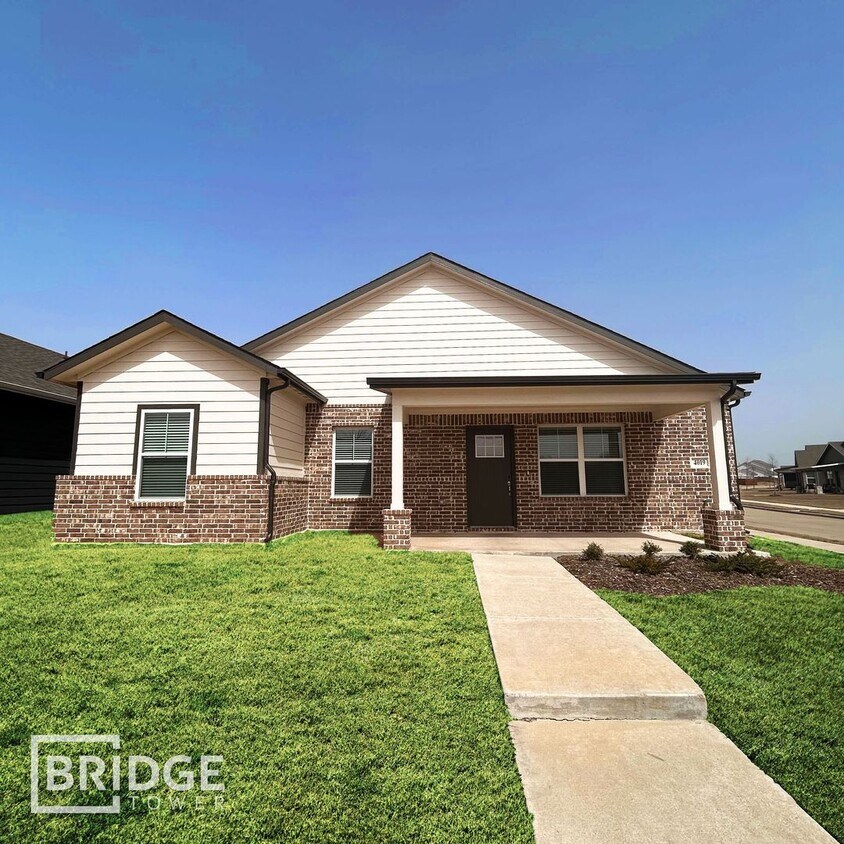 Foto principal - 4019 Dayton Dr