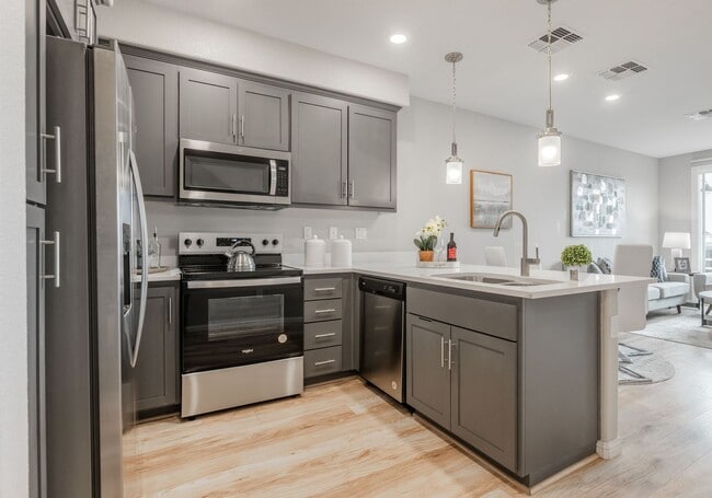 Building Photo - Modern Fremont Townhouse: 3 Beds, 3 Baths ...