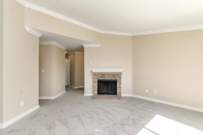 Working wood fireplace - 23410 18th Ave S