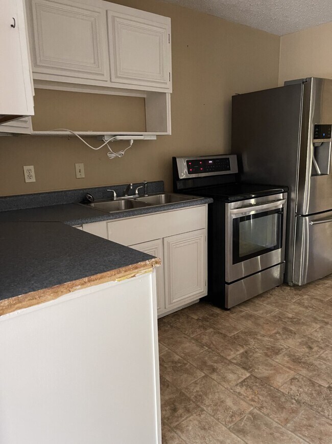 Foto del edificio - 2504 Juniper Lane