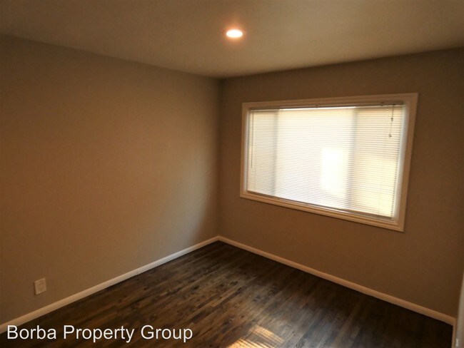 Building Photo - 4480 Orange Ave