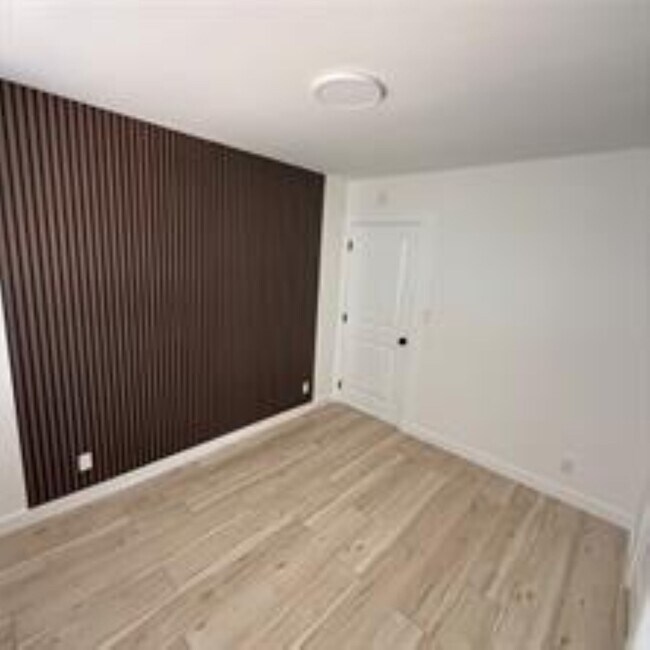 Foto del edificio - 1827 N Dixie Hwy