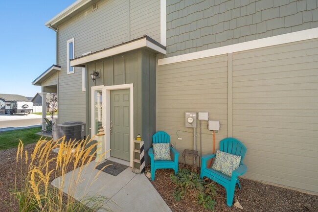 Building Photo - 5667 E Bollo St