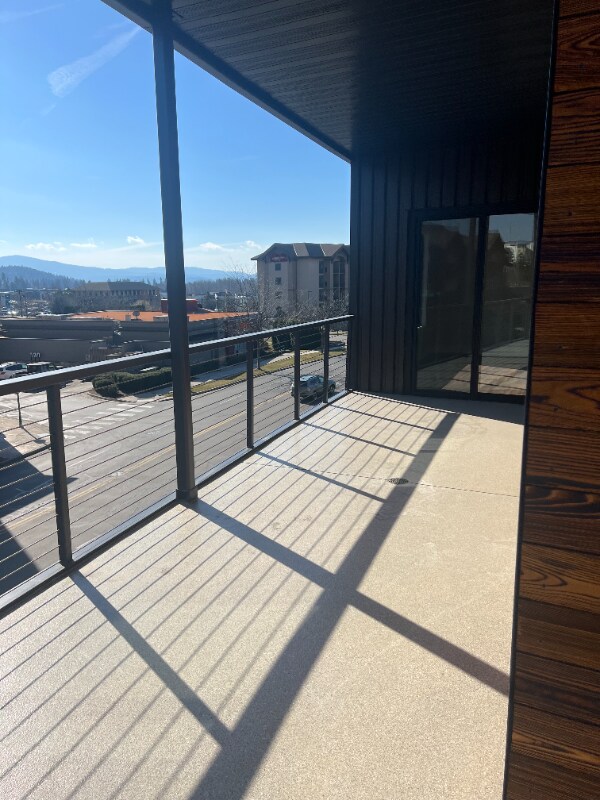 Building Photo - 1579 W Riverstone Dr