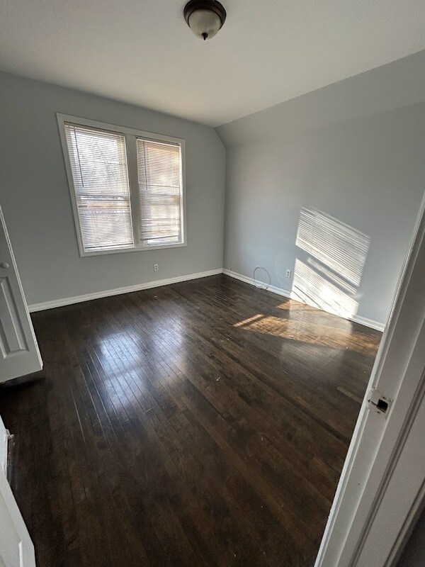 Foto del edificio - 256 W 112th St