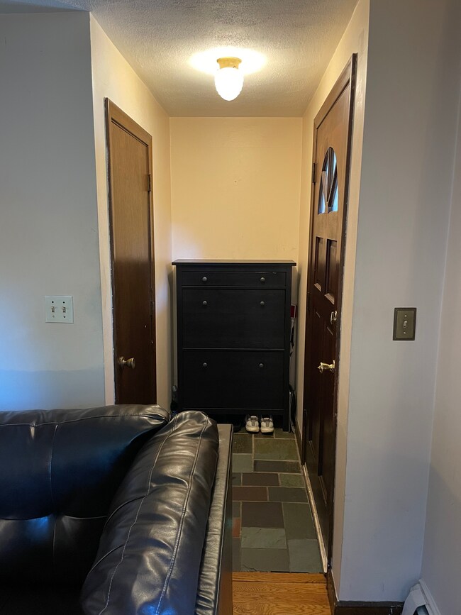 28 Glen Echo Blvd Unit 28, Stoughton, MA 02072 Apartments in