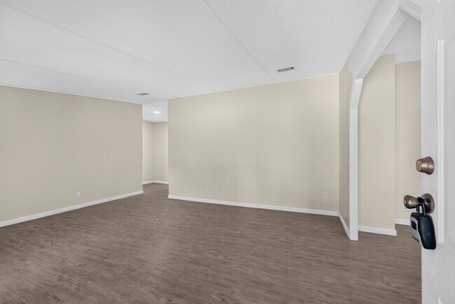 Foto del edificio - 322 Cedar Creek Rd