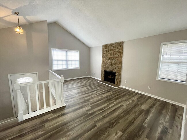 Building Photo - 14020 Dunoon St