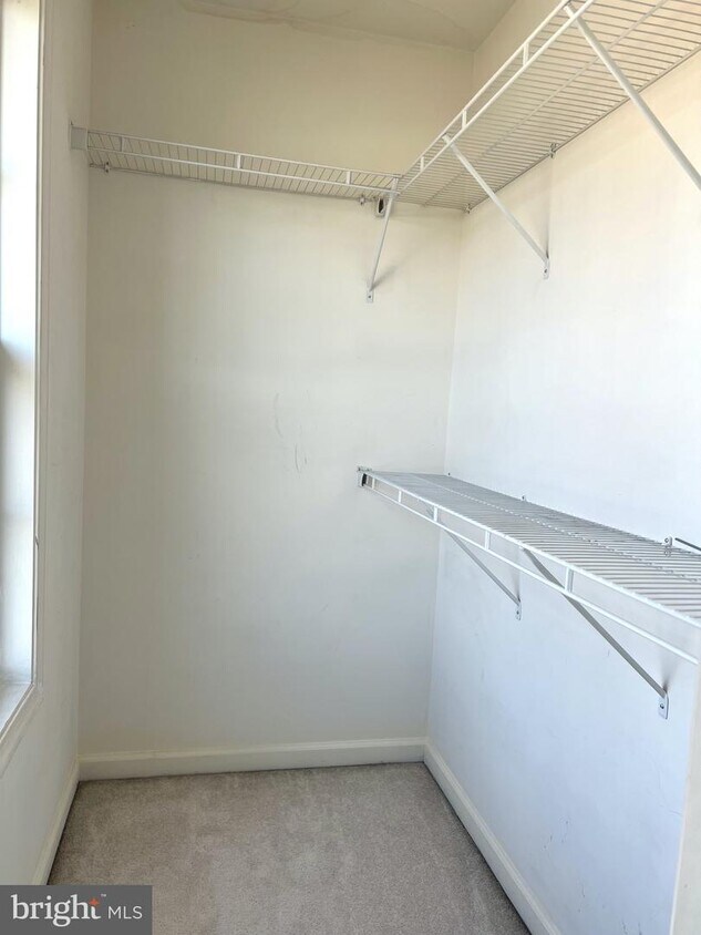 Primary Photo - 302 E 5th Ave