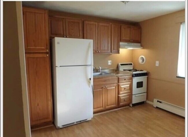 Foto del edificio - 10 Colonial Dr