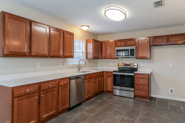 Building Photo - 3266 Sexton Dr