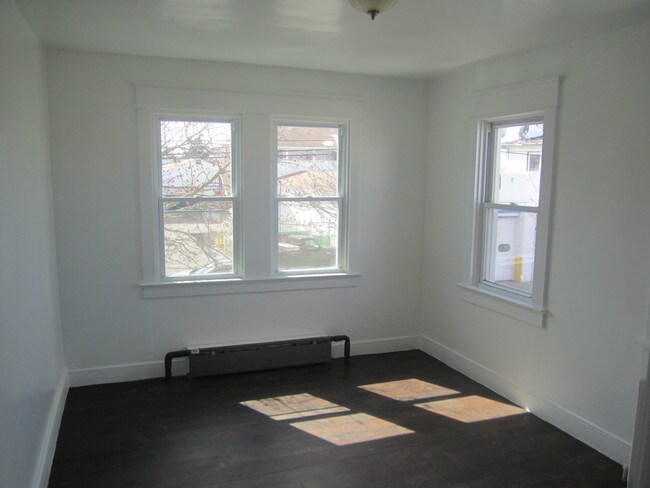Building Photo - 123 N Florida Ave