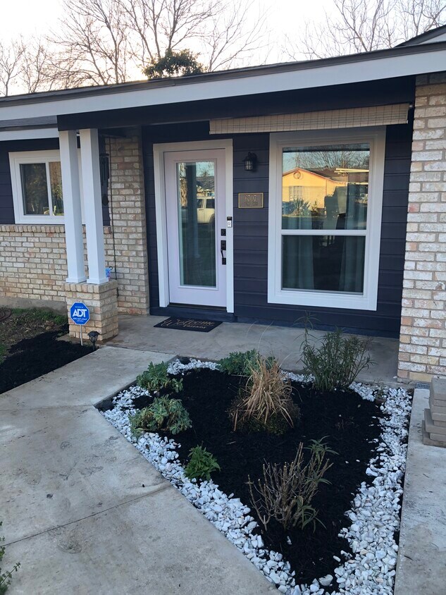 6707 Pear Tree, San Antonio, TX 78218 House for Rent in San Antonio
