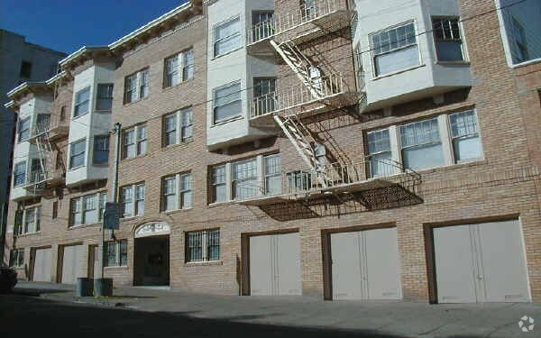 Building Photo - 2190 Grove St