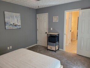 Building Photo - 1356 Velvet Creek Way SW