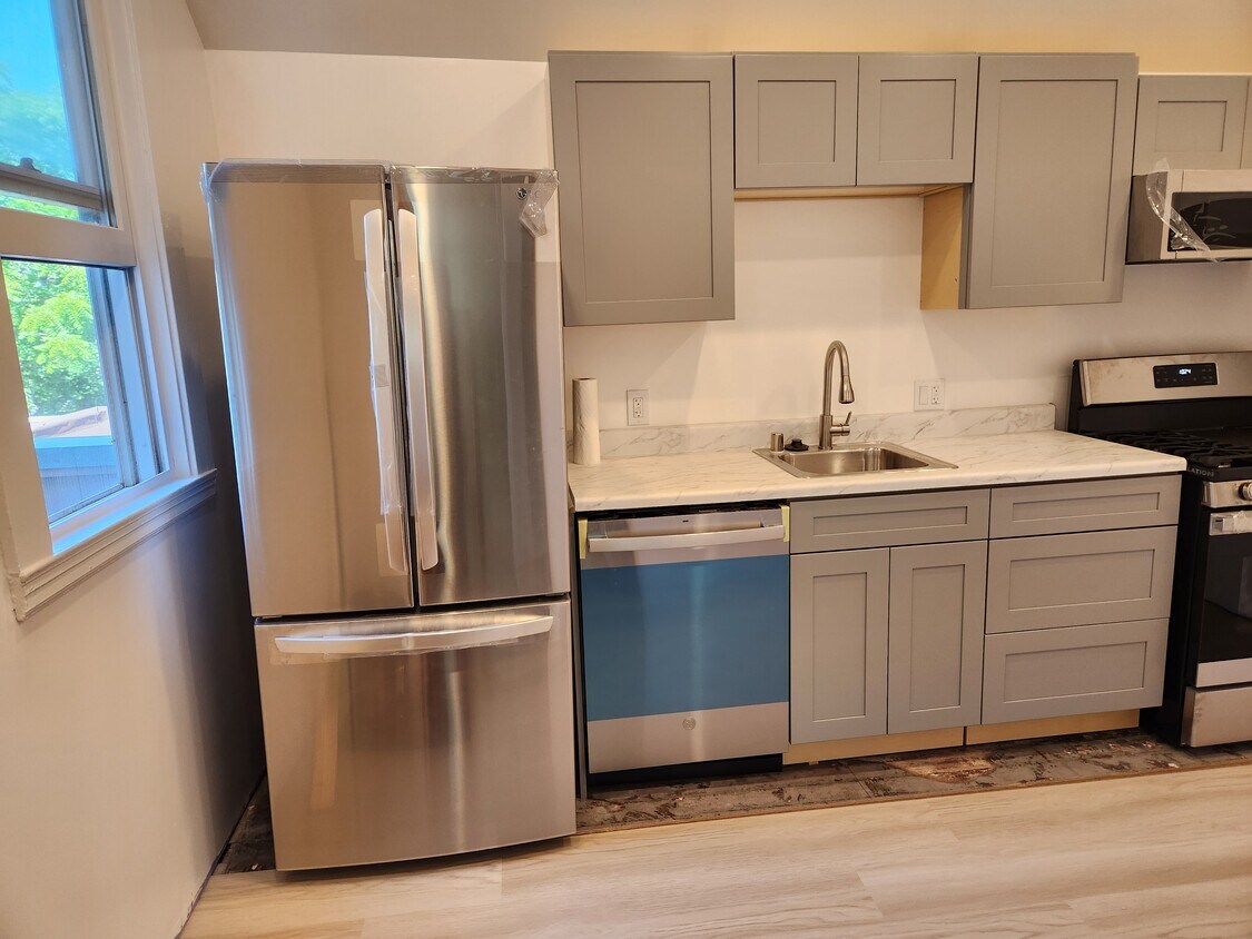 Foto principal - 560 Diamond St