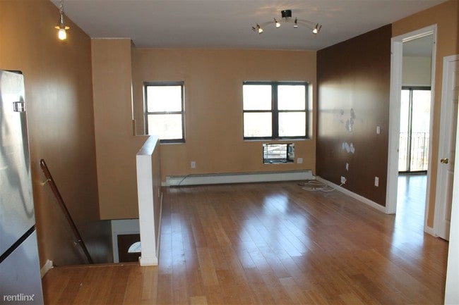 Building Photo - 2 br, 1 bath Apartment - 1021 Decatur St