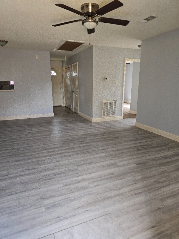 Building Photo - 9814 Thorn St