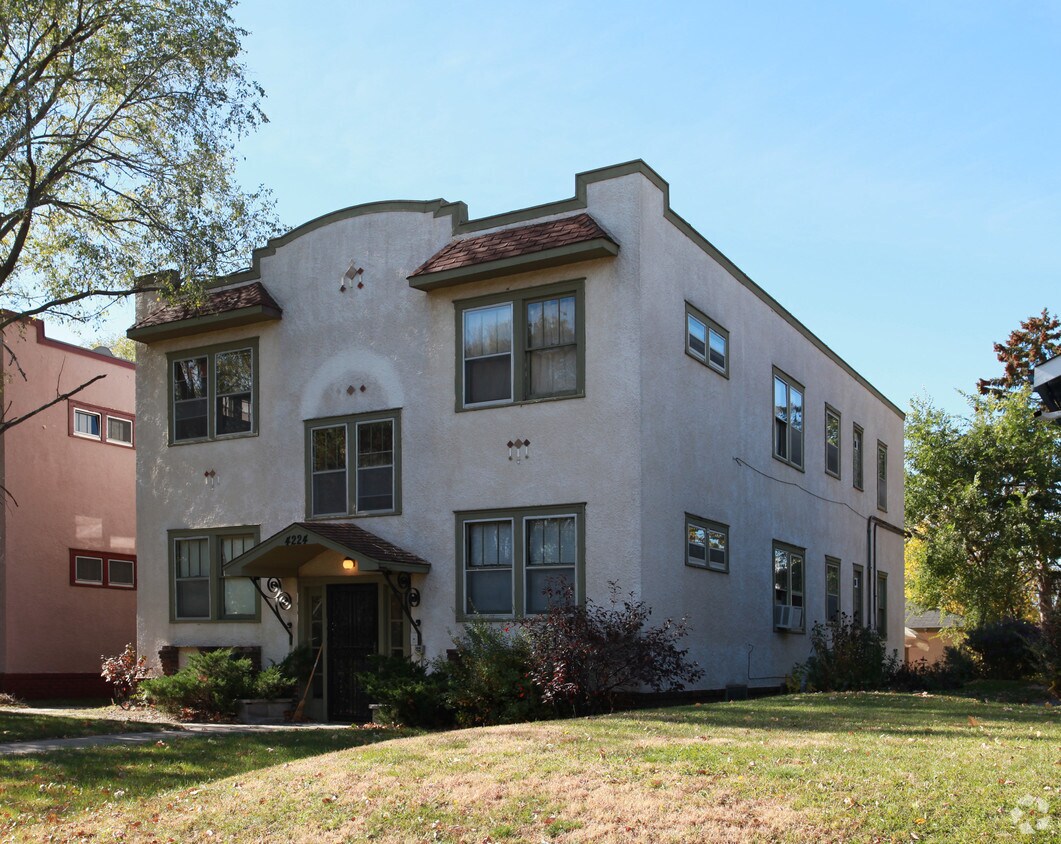 Foto principal - 4224 Cedar Ave