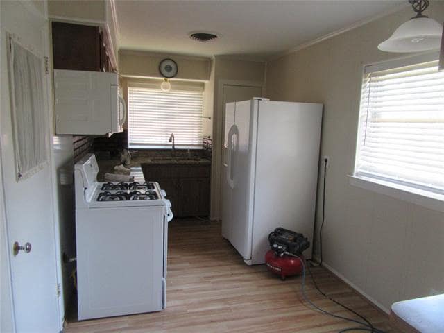 Building Photo - 114 Wake Dr