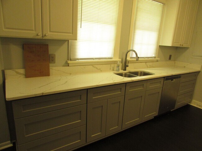 Foto del edificio - Charming 3 Bedroom, 2 Bath Home minutes from schools, hospitals, and downtown Augusta!