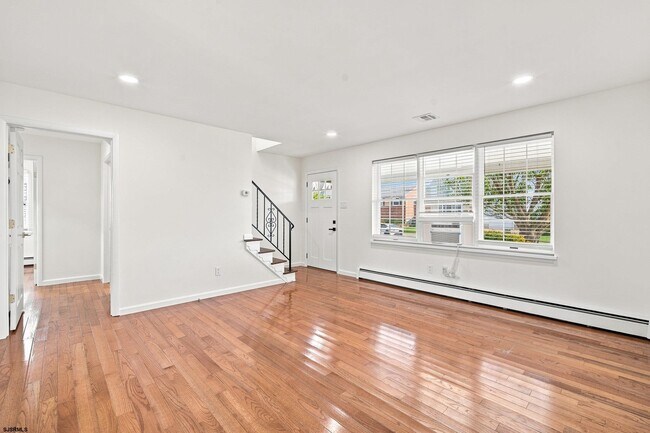 Foto del edificio - 526 Lafayette Blvd