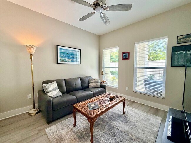 Building Photo - 946 Highland Ave