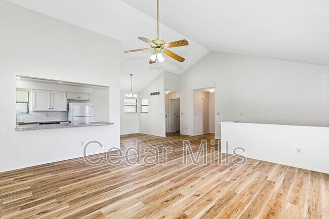 Foto del edificio - 550 W 3rd St