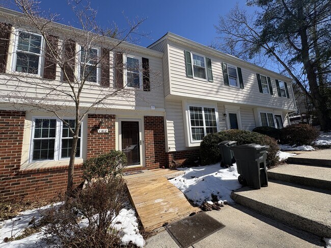 Building Photo - 1410 Ashbourne Dr