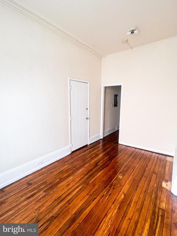 Building Photo - 2642 Brown St