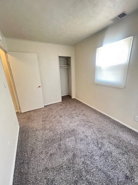 Foto del edificio - 5107 Bennett Rd