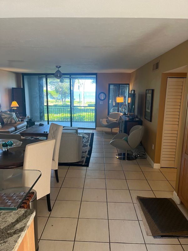 Building Photo - 202 Sanctuary Dr.