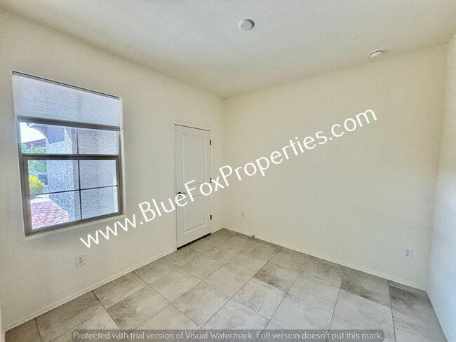 Building Photo - 7702 S Via Casa De Campo