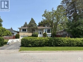 Building Photo - 212 Krieghoff Ave