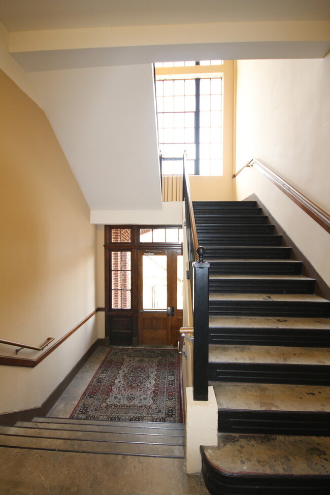 Foto del edificio - Park Place Loft Apartment with City View